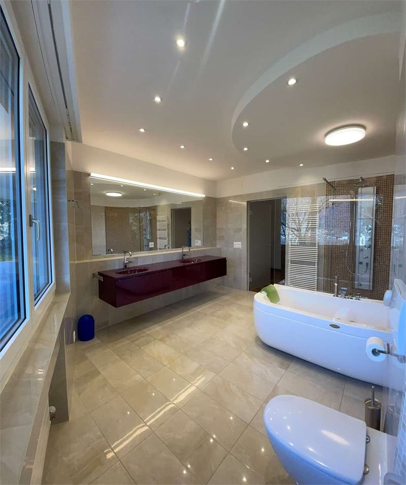 Exclusive Villa with Wellness Area and Open View in the Green of Vezia (10)