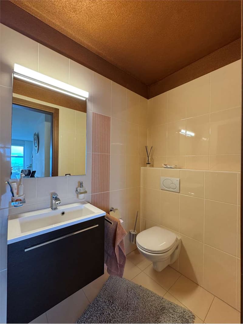 Villa en bande de 4,5 pièces à Pura avec vue sur le lac et immergée dans le vert (7)