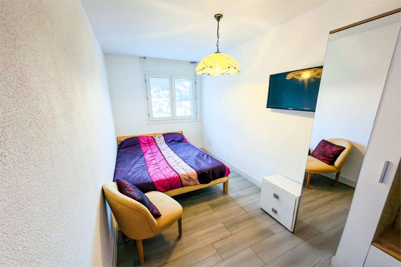 Luminieux penthouse avec double terrasse à Vacallo (11)