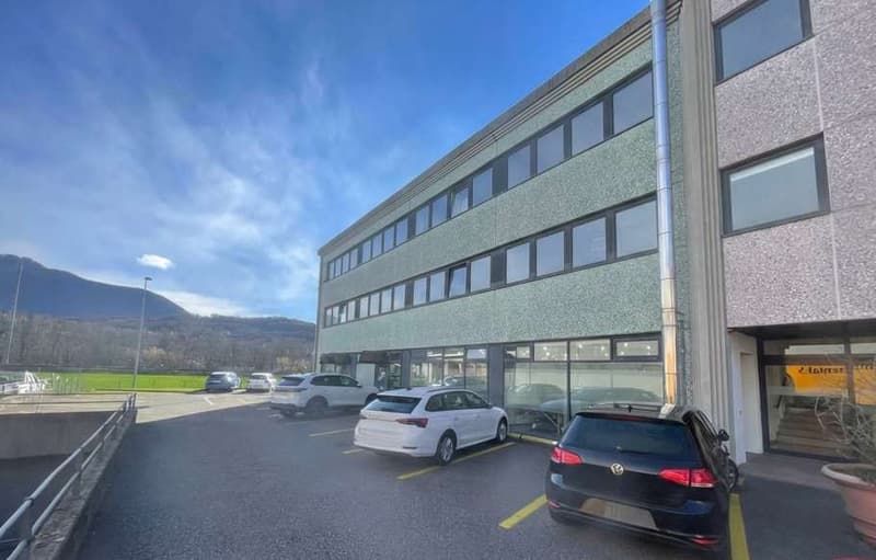 Affittasi spazio ufficio 4 locali - Manno (6)