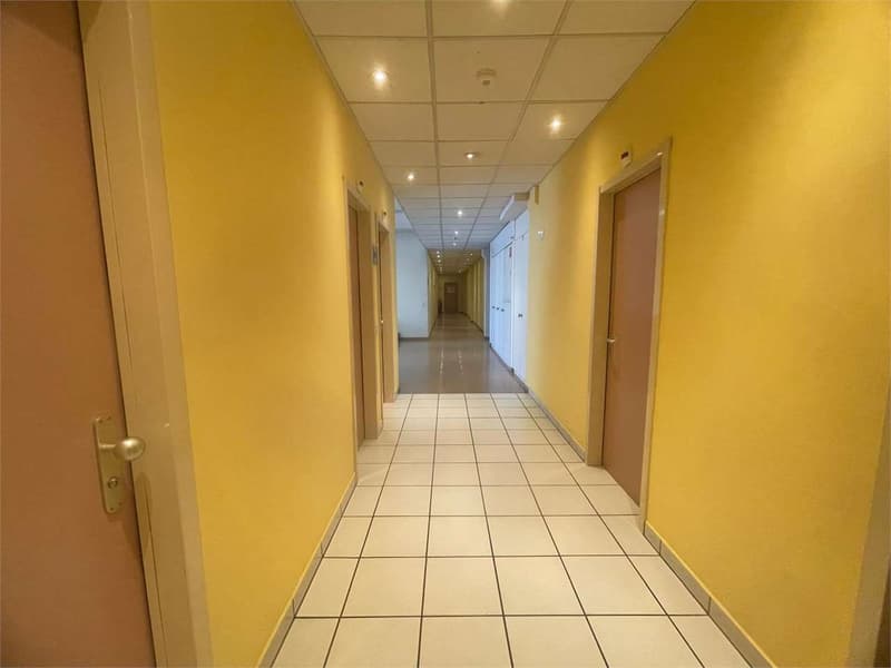 Affittasi spazio ufficio 4 locali - Manno (5)
