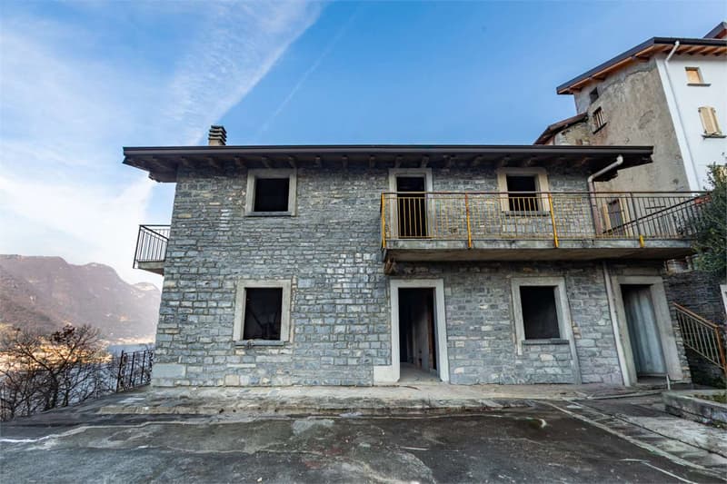 Pognana Lario - Bifamilienhaus mit herrlicher Seeblick und großem Potenzial (5)
