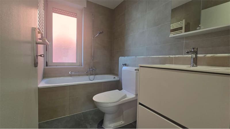 Dreizimmerwohnung im Zentrum von Chiasso, erste Etage (6)