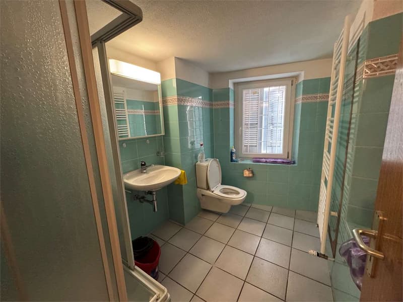 Casa a schiera immersa nel verde con vista aperta a San Vittore (5)