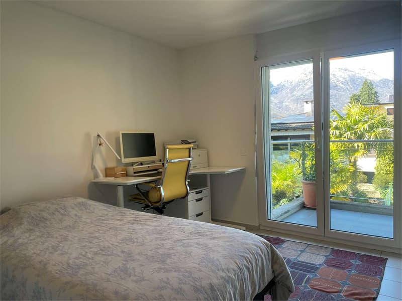 Résidence moderne de haute qualité avec grand terrasse et deux salles de bain (7)