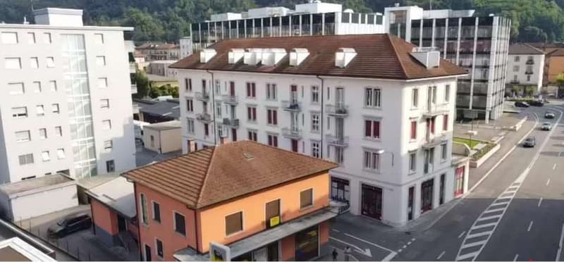 Vente d'un immeuble à revenu dans la zone de Chiasso (2)