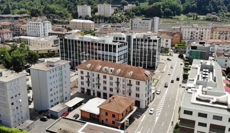 Vente d'un immeuble à revenu dans la zone de Chiasso (5)