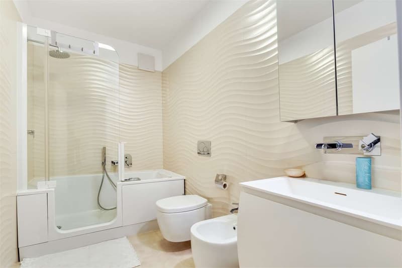 Bright and prestigious 6.5-room apartment in Montagnola - Collina D'Or (6)