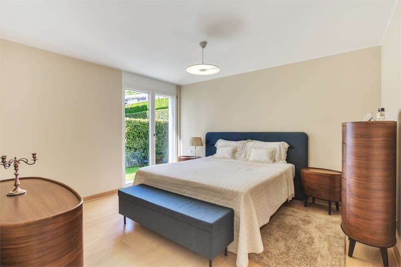 Bright and prestigious 6.5-room apartment in Montagnola - Collina D'Or (8)