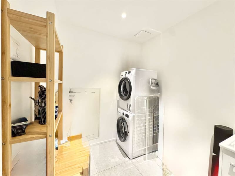 Wohnung mit 2.5 Zimmern in neuer Bauweise B (5)