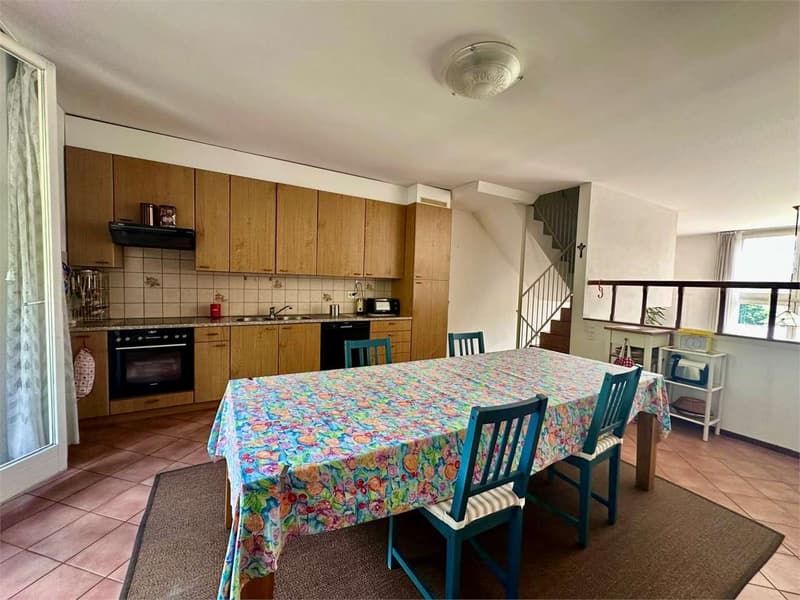 House in the green in Seseglio with splendid open view (6)