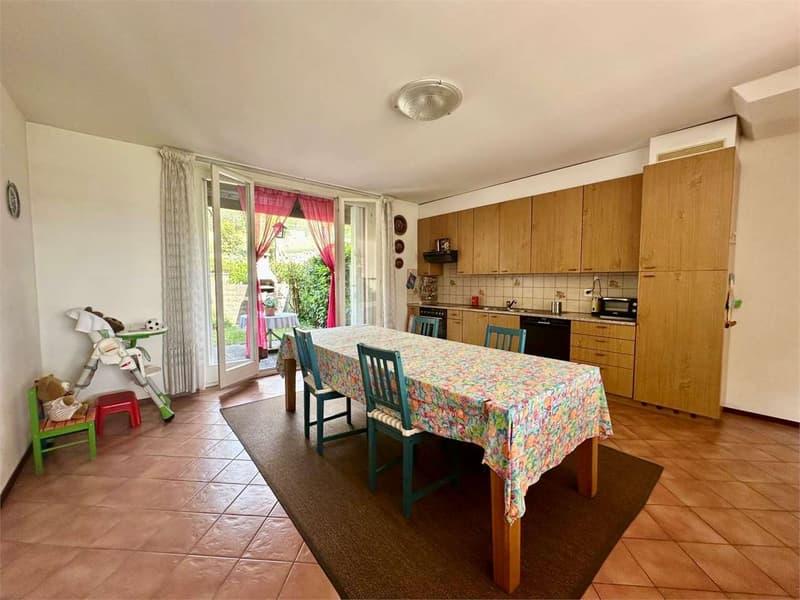 House in the green in Seseglio with splendid open view (4)