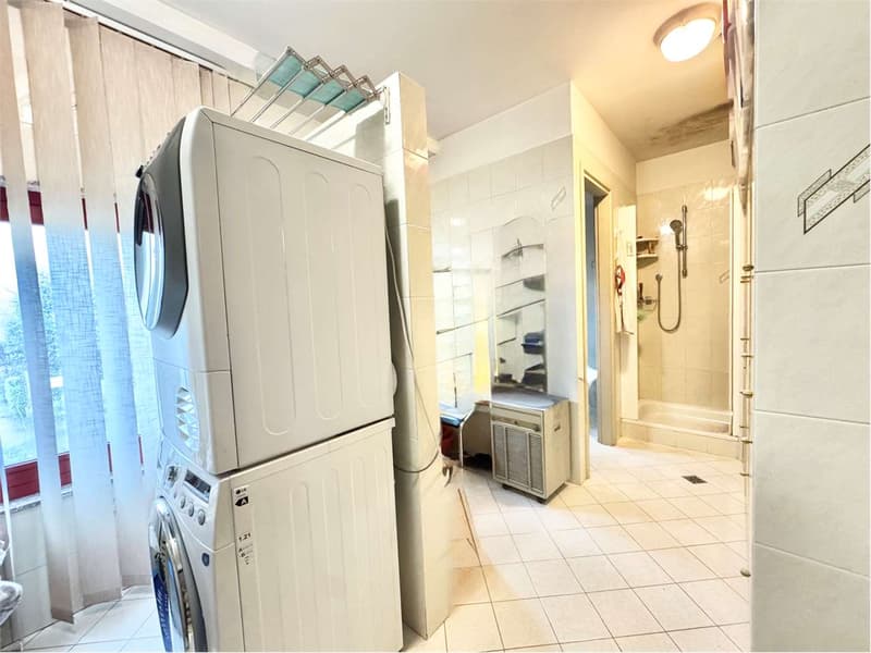 Entrepôt, Appartement et Show Room à vendre à Porlezza (6)