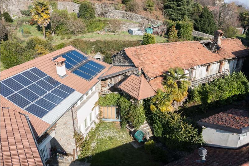 VILLA/MAISON DE CAMPAGNE RÉNOVÉE AVEC JARDIN PRIVÉ À LESA (11)