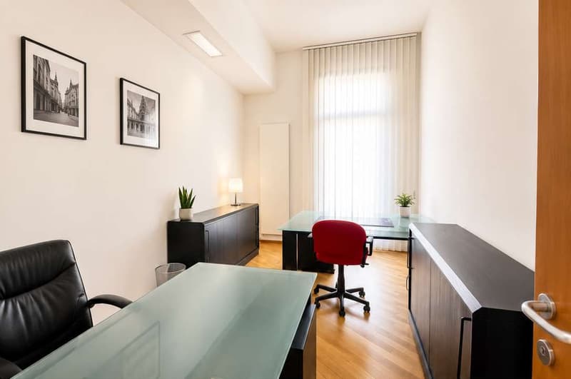 Uffici comunicanti all'interno di un Business Center a Lugano centro - (5)