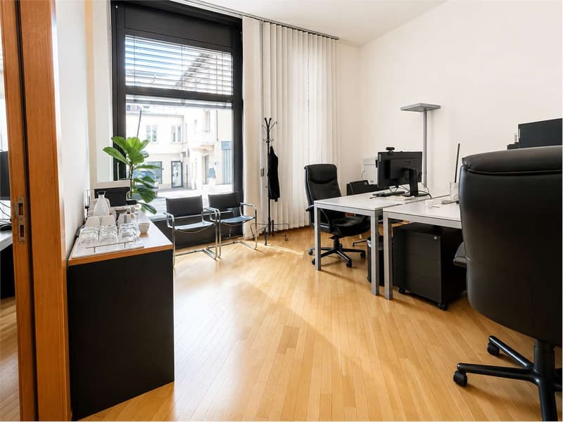 Uffici comunicanti all'interno di un Business Center a Lugano centro - (2)