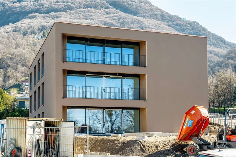3.5 pièces avec jardin magnifique à Pregassona au RDC (2)