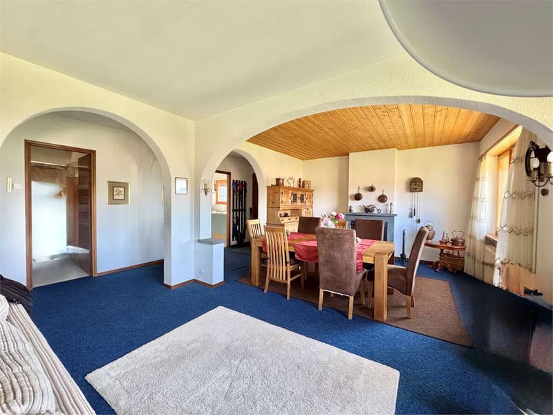 Einzigartige Einfamilienhaus-Villa mit Seeblick, umgeben von Grün in Cagiallo in Val (13)