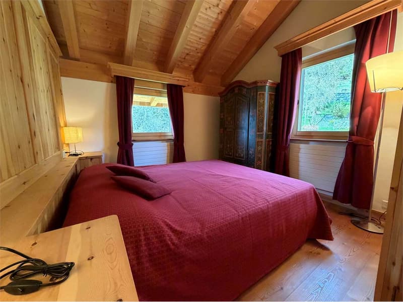 Zuoz - Exklusives 4.5-Zimmer-Apartment in privilegierter Lage (10)