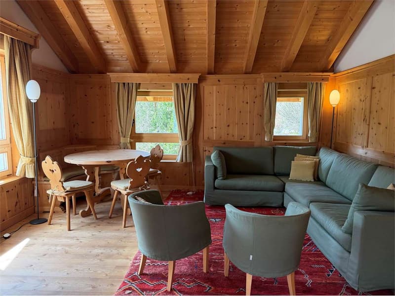 Zuoz - Exklusives 4.5-Zimmer-Apartment in privilegierter Lage (3)