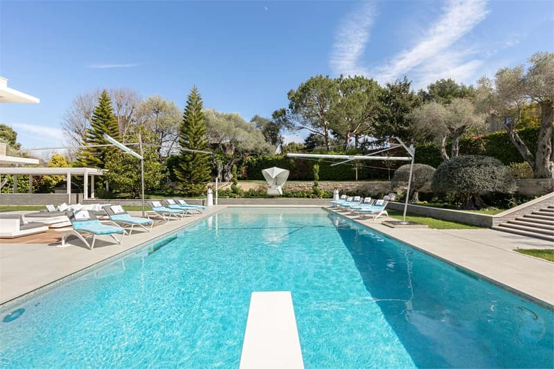 Villa moderne prestigieuse Cap D'antibes (9)