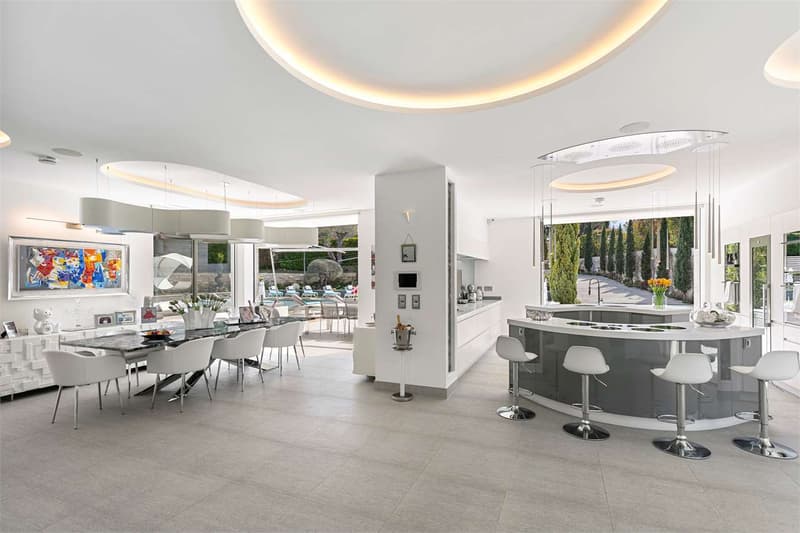 Villa moderne prestigieuse Cap D'antibes (6)