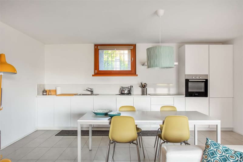 Großes 3.5-Zimmer-Wohnung mit Charme im Zentrum von Stabio (6)