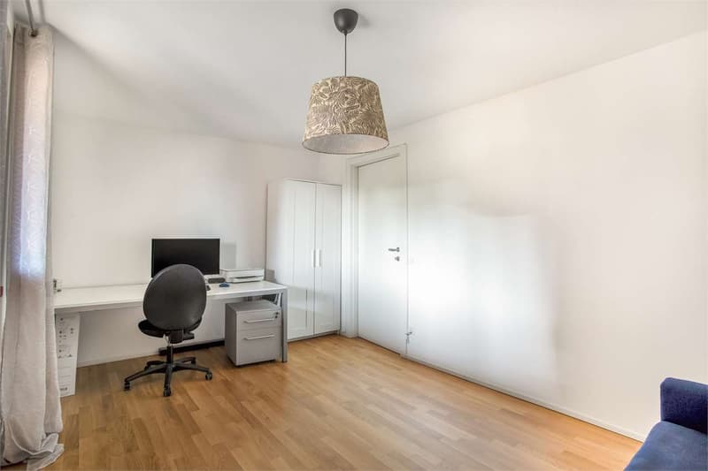 Großes 3.5-Zimmer-Wohnung mit Charme im Zentrum von Stabio (13)