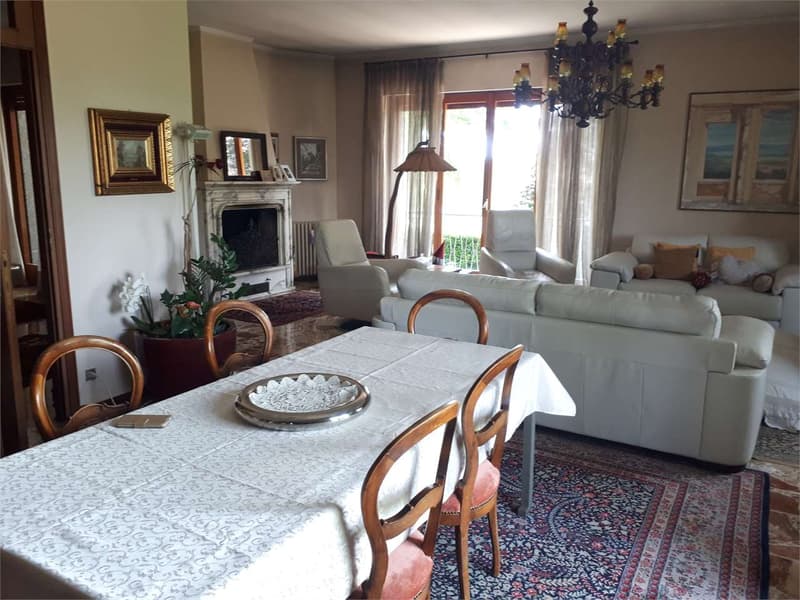 Exclusive property immersed in the nature of Brianza lecchese - Mera (13)