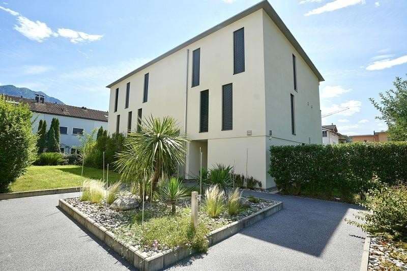 Moderno 4,5 locali con giardino privato - Gordola (7)