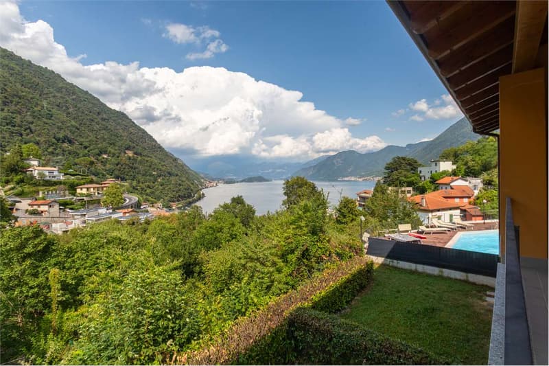 Immobile con terrazza coperta vista lago (2)