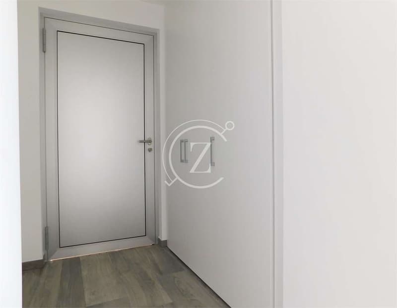 3.5 LOCALI CON VISTA LAGO, PISCINA E GIARDINO (5)