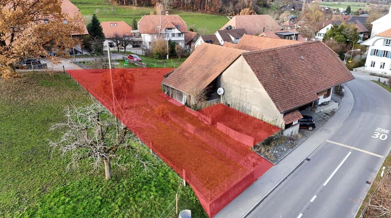 Charming farmhouse with garage and large garden in Mühledorf SO (3)