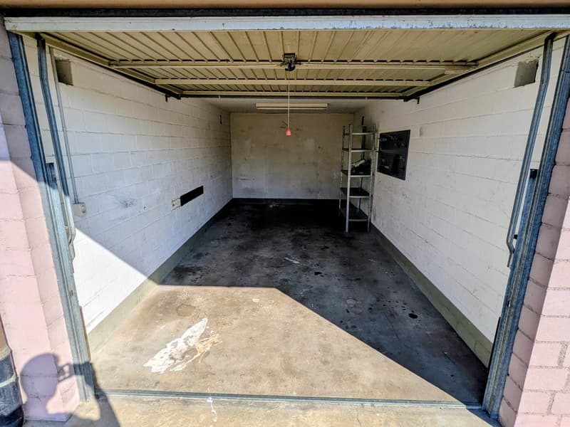Charmante renovierte 4-Zimmer-Wohnung mit Gemeinschaftspool/Sauna und Garage in Dotzigen (16)
