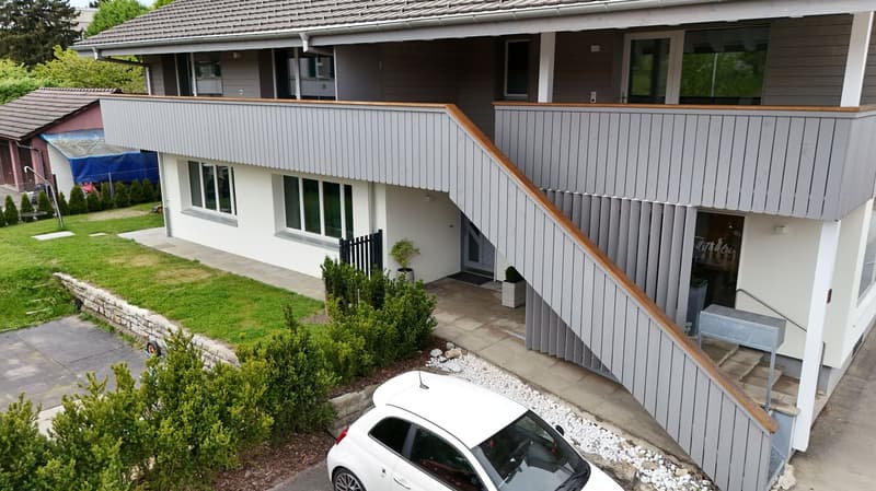 Einmaliges Mehrfamilienhaus mit Zwei Wohnungen und Ladenlokal (4)