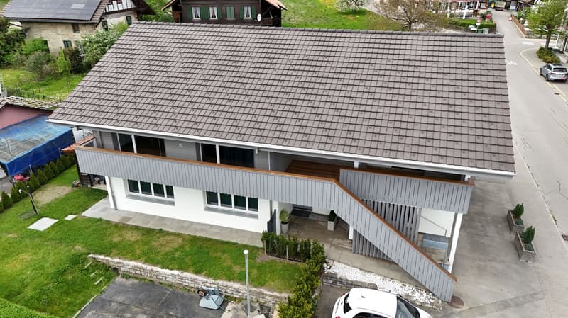 Einmaliges Mehrfamilienhaus mit Zwei Wohnungen und Ladenlokal (6)