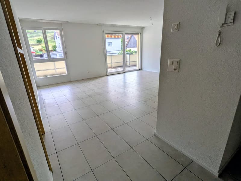 Moderne 3.5 Zimmer-Wohnung in Leuzigen mit grosszügigem Balkon (7)