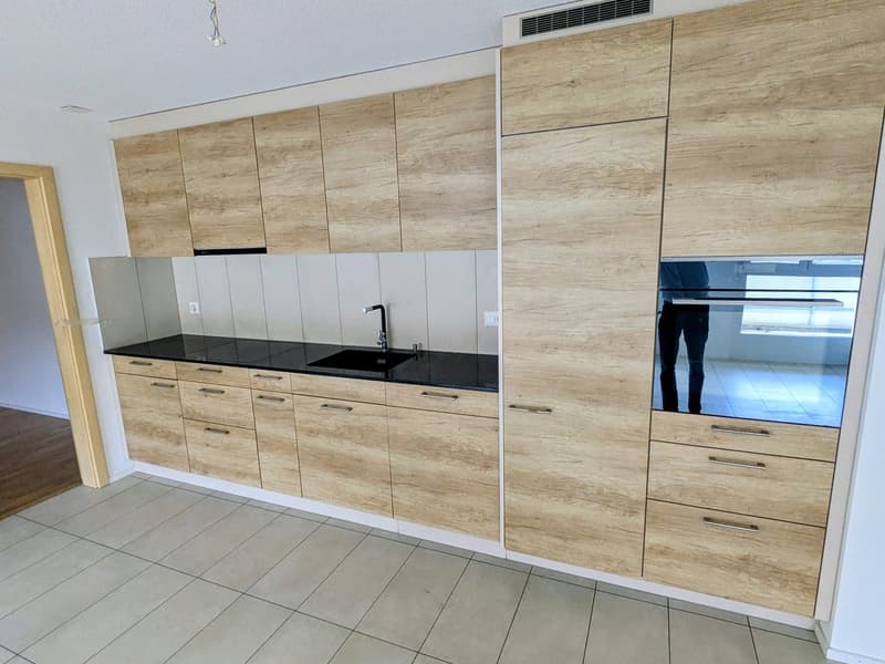 Moderne 3.5 Zimmer-Wohnung in Leuzigen mit grosszügigem Balkon (4)