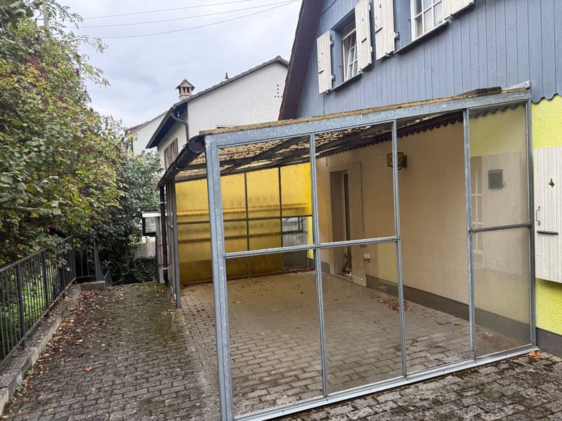 Charmantes 5.5-Zimmer-Einfamilienhaus mit Einliegerwohnung 1.5 Zimmer in Nidau (7)