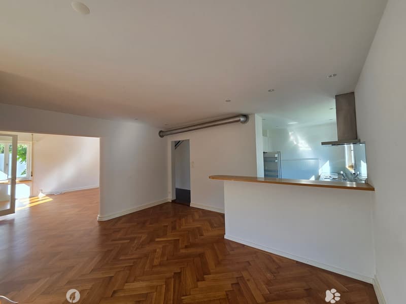 Charmantes Einfamilienhaus in Biel mit grossem Garten, Sauna und Whirlpool (7)