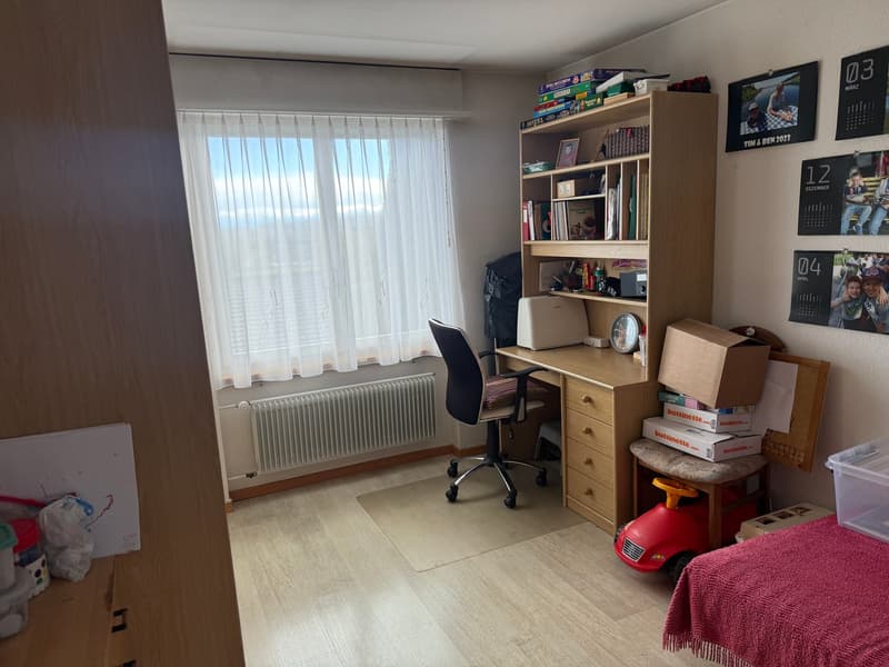 Zimmer mit Laminat