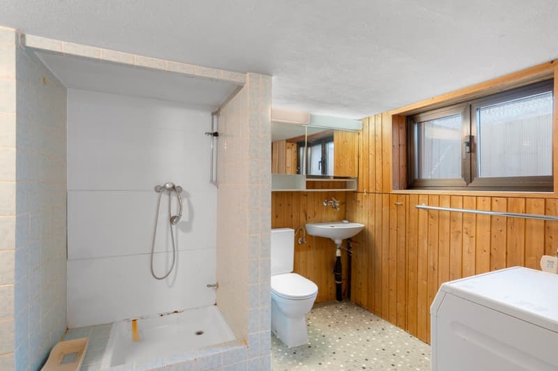 Charming two-family house on Eichenstrasse in Schaffhausen (3)