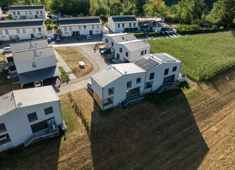 Belle villa contemporaine de 4,5 pièces - idéal pour une famille ( C1.2 ) (1)
