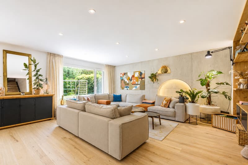 Villa contemporaine avec piscine (3)