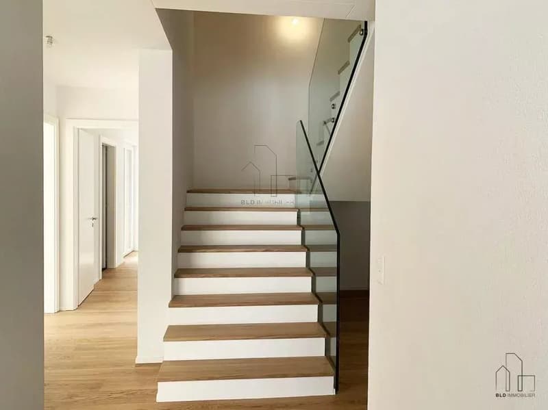 Beautiful new apartment with garden and view of the Rhone Valley (5)