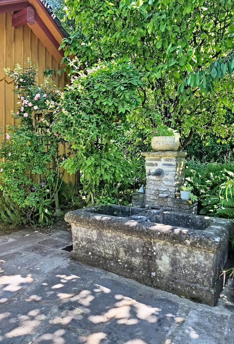 Cheyres: Casa affascinante nella vecchia stazione con un giardino molto carino (10)