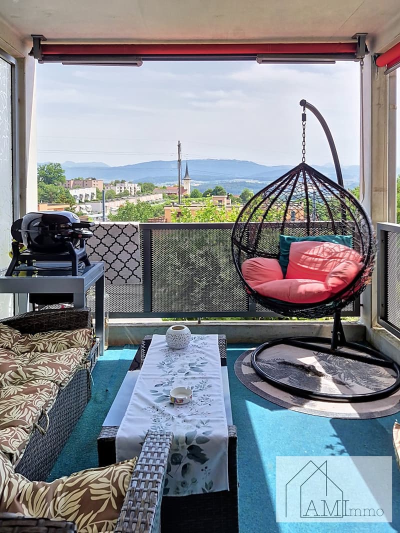 Angenehme 4.5-Zimmer-Wohnung mit Balkon in Villars-sur-Glâne (1)