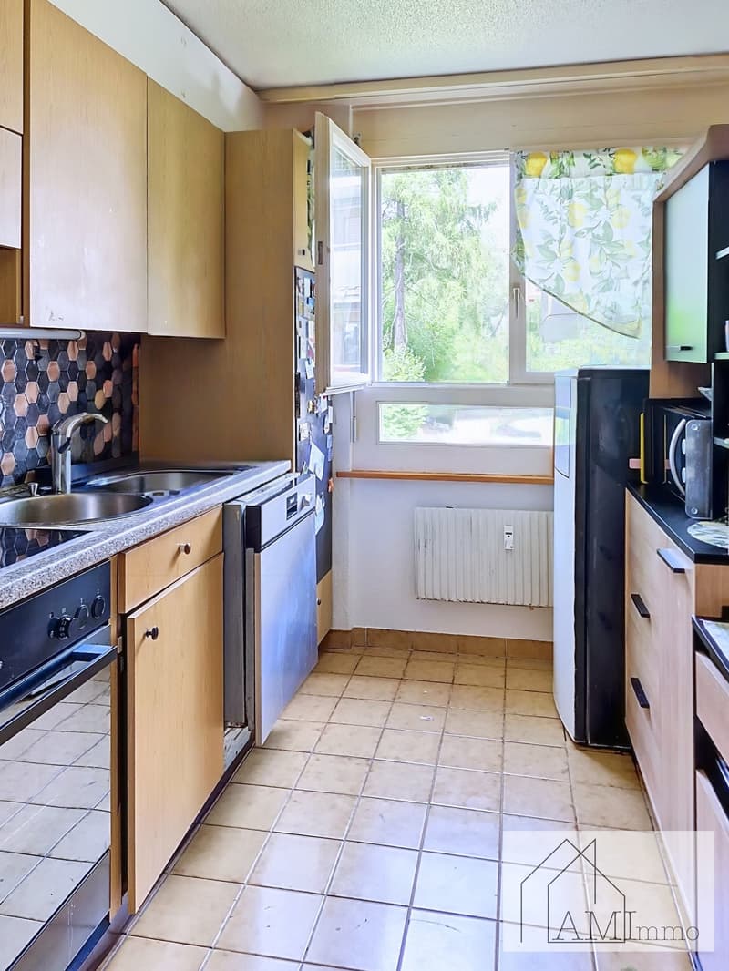 Angenehme 4.5-Zimmer-Wohnung mit Balkon in Villars-sur-Glâne (6)
