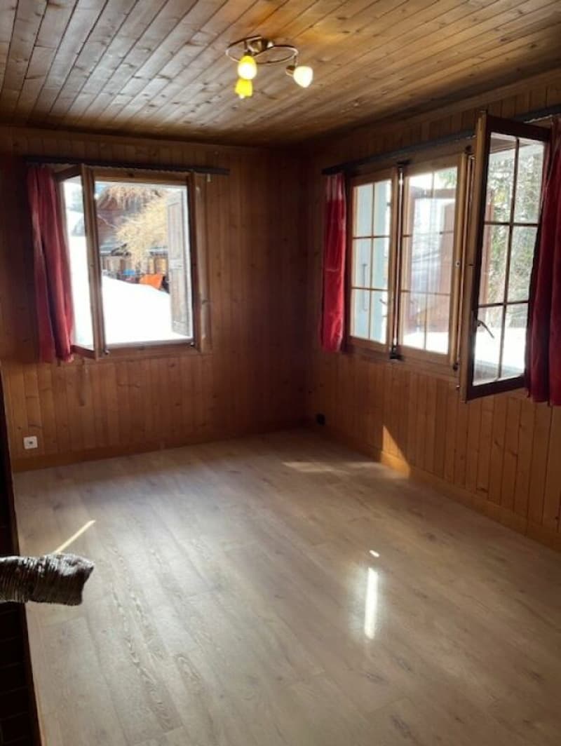 Schönes Chalet mit zwei Wohnungen in PPE (8)
