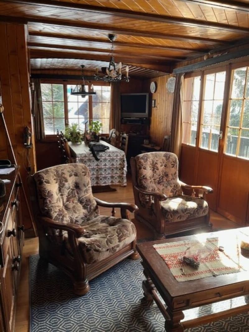 Schönes Chalet mit zwei Wohnungen in PPE (3)